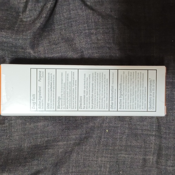 BeautyStat Universal C Skin Refiner - Picture 3 of 4